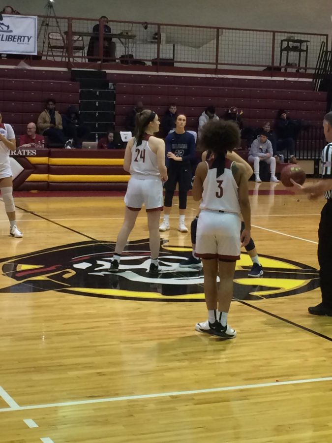 Lady Pirates about to tip off vs Columbia Cougars