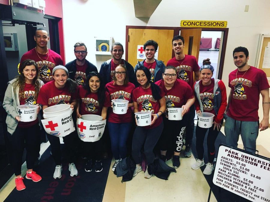 SAAC+Members+and+student+athletes+raising+money+for+red+cross.