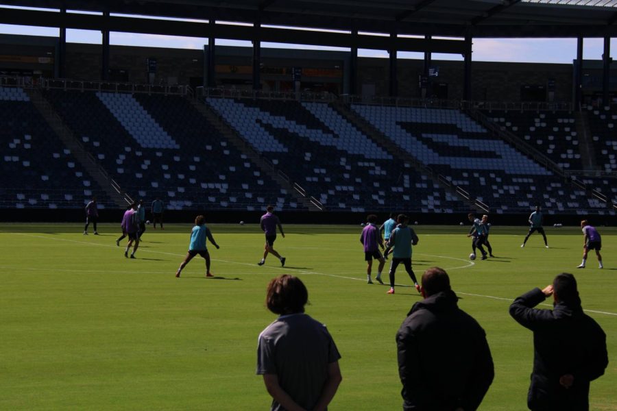 Sporting KC train at Children's Mercy Park ahead of their match against Orlando City.